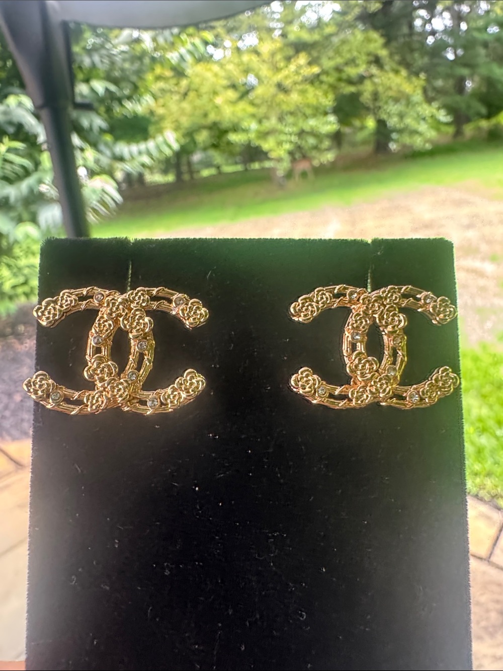 Earrings Gold tone Stud Earrings - Elegant